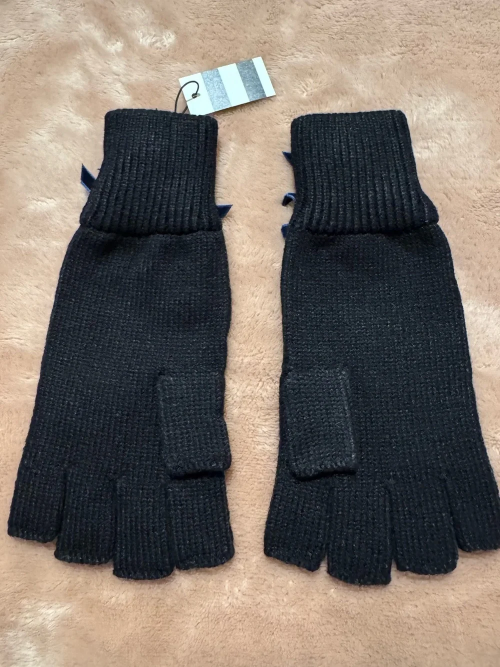 NWT Lele Sadoughi Fingerless Gloves with Bow and Pearl Accents, Black, One Size